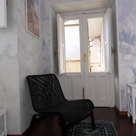 Apartment Timeo In Baroque Building *