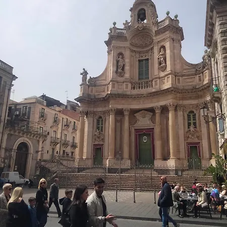 Timeo In Baroque Building